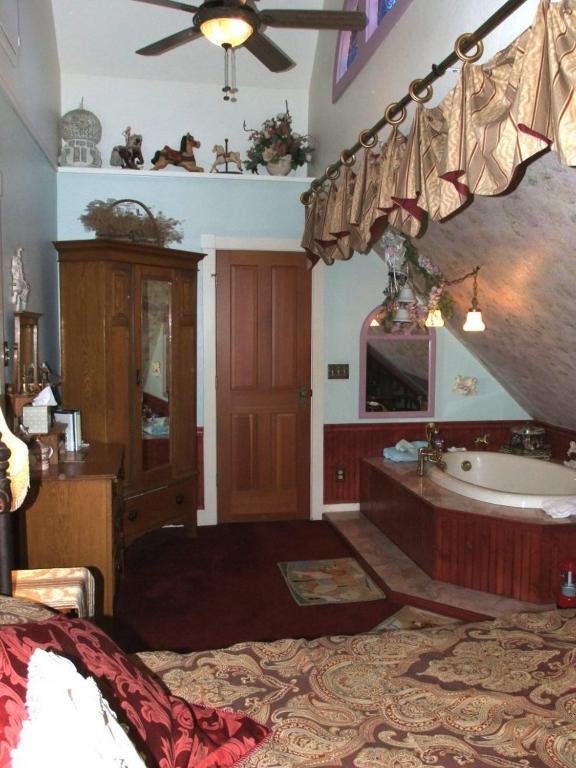 Robin'S Nest Bed & Breakfast Сан-Андреас Номер фото